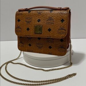 💯Authentic MCM Visetos Chain Crossbody BaG🍀